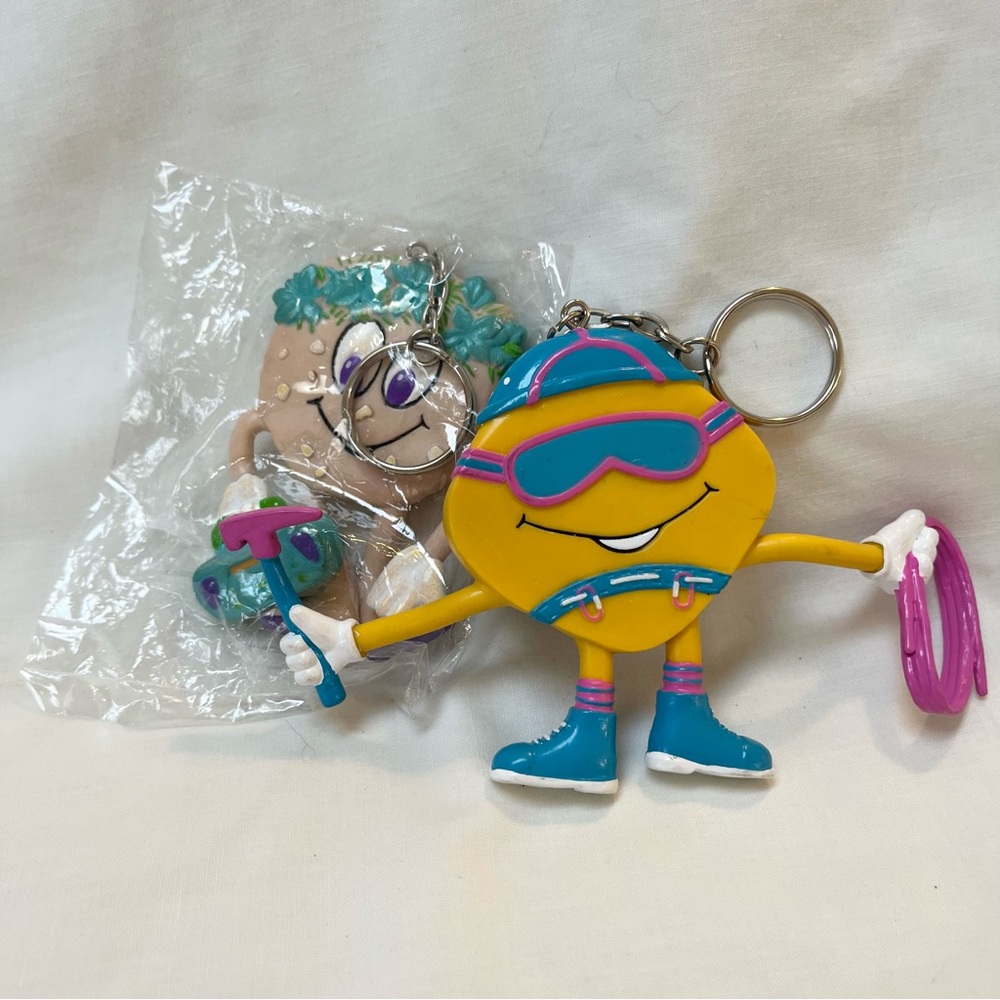 Lot 2 Girl Scout Cookie Bendable/Poseable Keychains Vintage 1990s/2000s y2k
